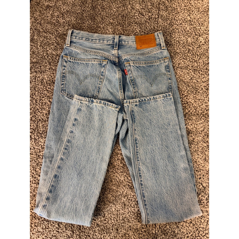 Levi's 501 Premium Jeans 24 x 32 Light Wash Blue Straight Leg High Rise Vintage